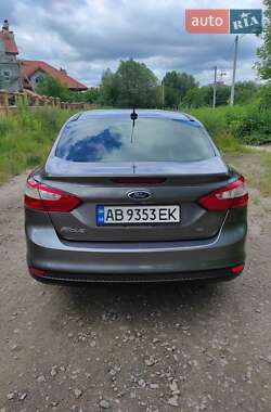 Седан Ford Focus 2013 в 