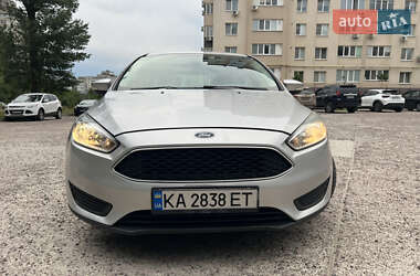 Хэтчбек Ford Focus 2016 в 