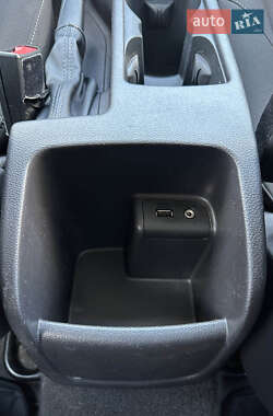 Седан Ford Focus 2015 в 