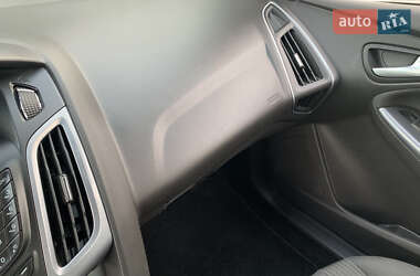 Универсал Ford Focus 2013 в 