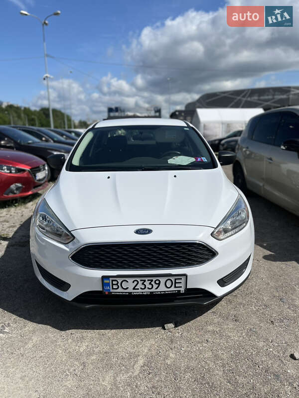 Седан Ford Focus 2017 в 