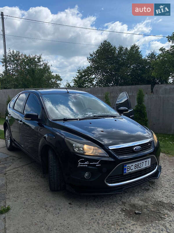 Хетчбек Ford Focus 2010 в Сокалі