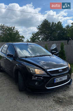 Хетчбек Ford Focus 2010 в 