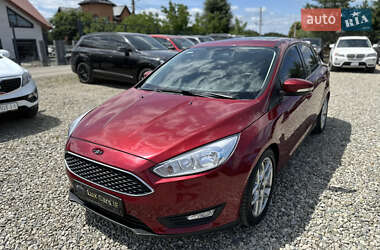 Седан Ford Focus 2015 в 