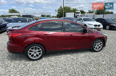 Седан Ford Focus 2015 в 