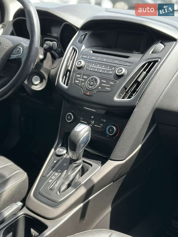 Седан Ford Focus 2015 в Ивано-Франковске