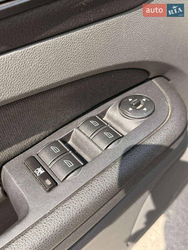 Кабриолет Ford Focus 2007 в Каменец-Подольском фото 22 Кабриолет Ford Focus 2007 в Каменец-Подольском