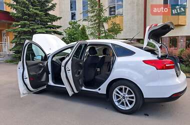 Седан Ford Focus 2017 в 