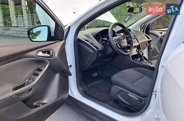 Седан Ford Focus 2017 в 