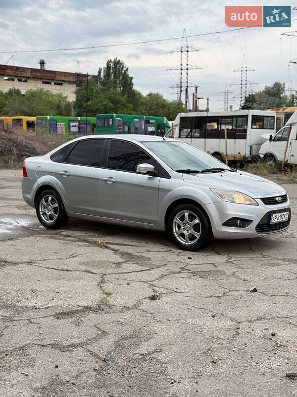 Седан Ford Focus 2010 в 