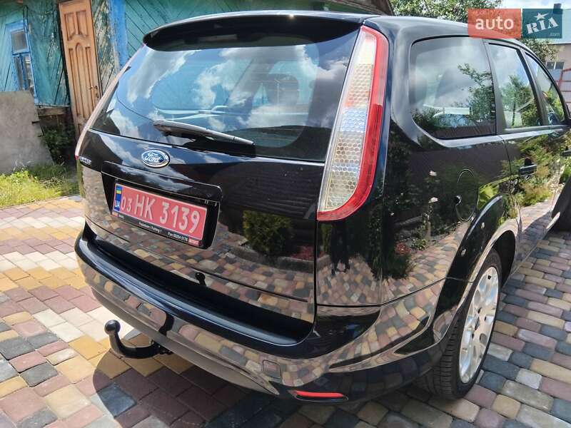 Универсал Ford Focus 2009 в Остроге
