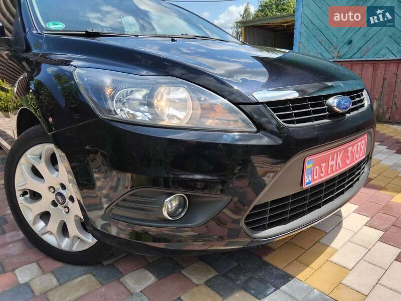 Универсал Ford Focus 2009 в Остроге