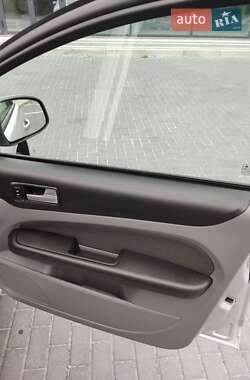 Универсал Ford Focus 2009 в 