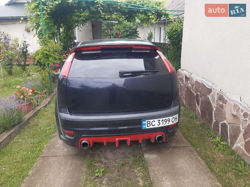 Хэтчбек Ford Focus 2007 в Золочеве