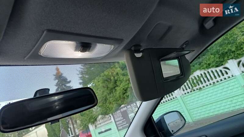 Хэтчбек Ford Focus 2008 в Дубно