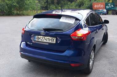 Хэтчбек Ford Focus 2015 в 