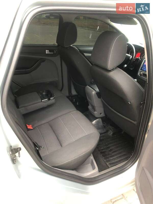 Универсал Ford Focus 2010 в Теофиполе