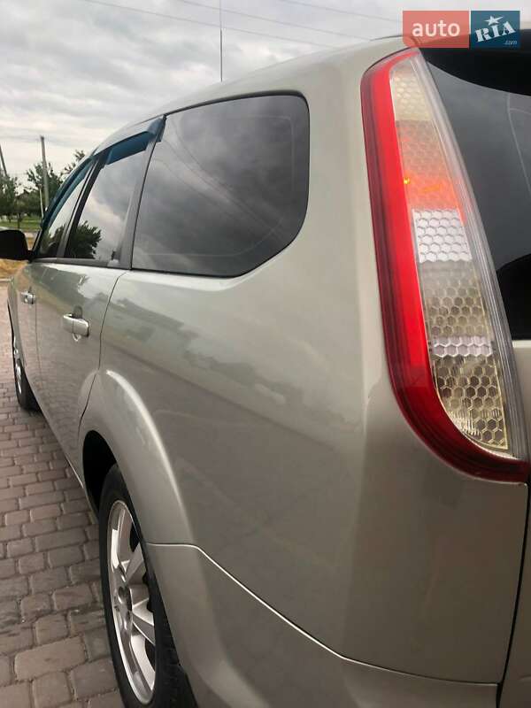 Универсал Ford Focus 2010 в Теофиполе