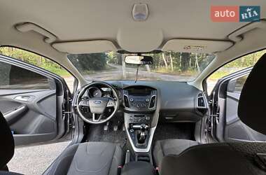 Хэтчбек Ford Focus 2015 в 