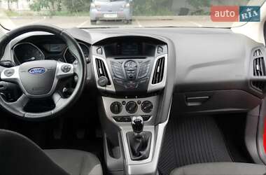 Универсал Ford Focus 2014 в 
