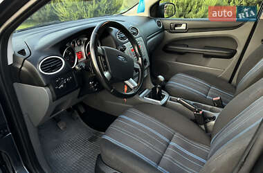 Хэтчбек Ford Focus 2008 в 