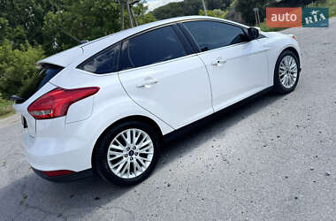 Хэтчбек Ford Focus 2018 в 