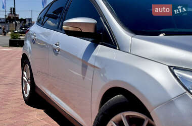 Хэтчбек Ford Focus 2017 в 
