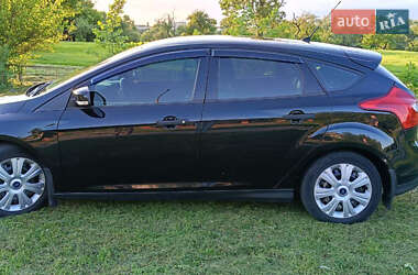 Хэтчбек Ford Focus 2012 в Сумах