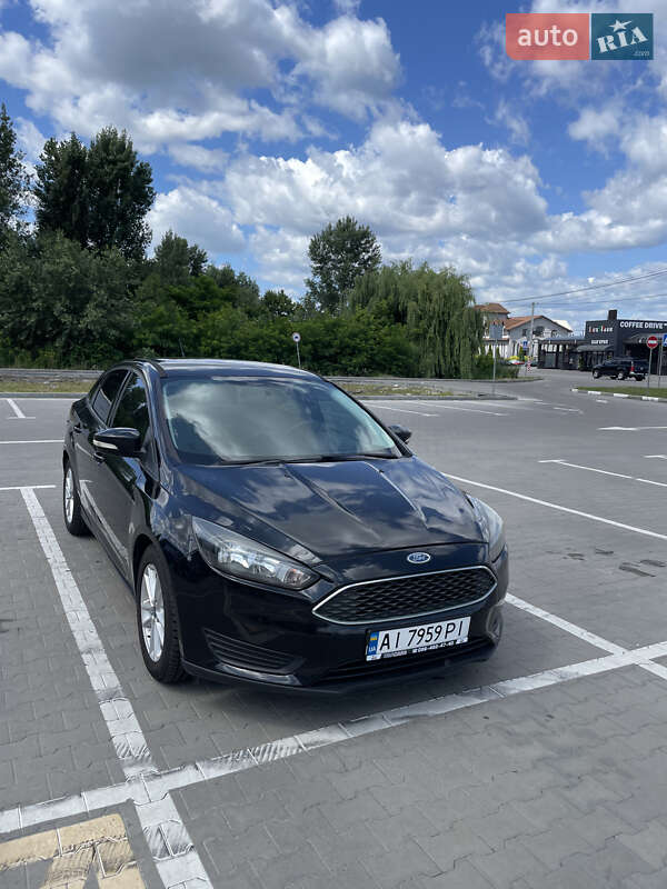 Седан Ford Focus 2015 в Киеве