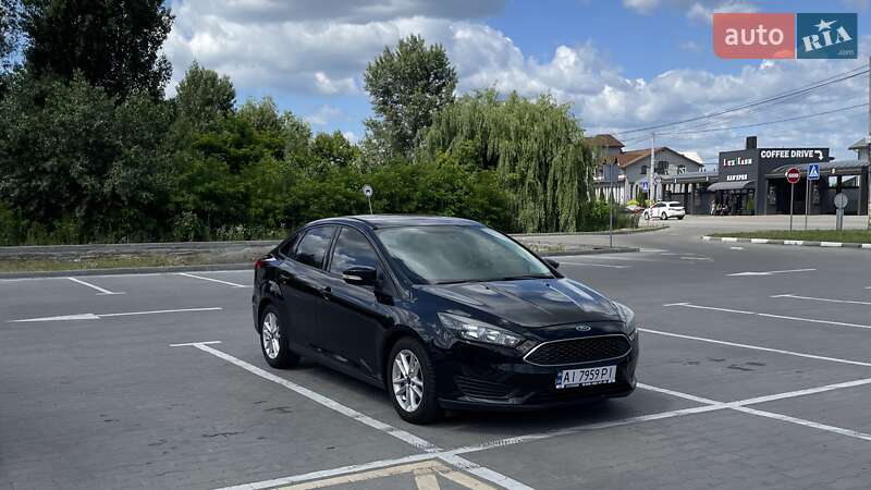 Седан Ford Focus 2015 в Киеве