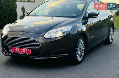 Хэтчбек Ford Focus 2018 в 