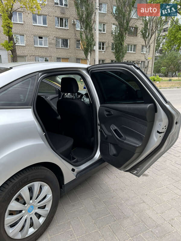 Седан Ford Focus 2015 в Запорожье