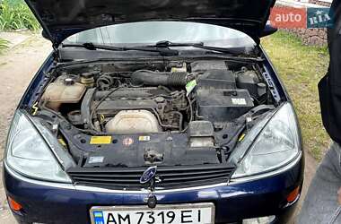 Седан Ford Focus 1999 в 