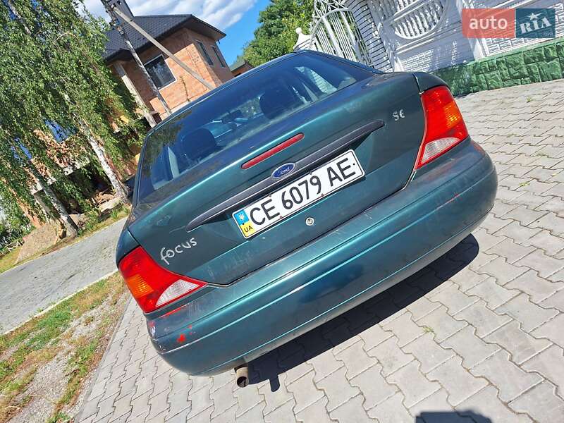 Седан Ford Focus 2002 в Черновцах