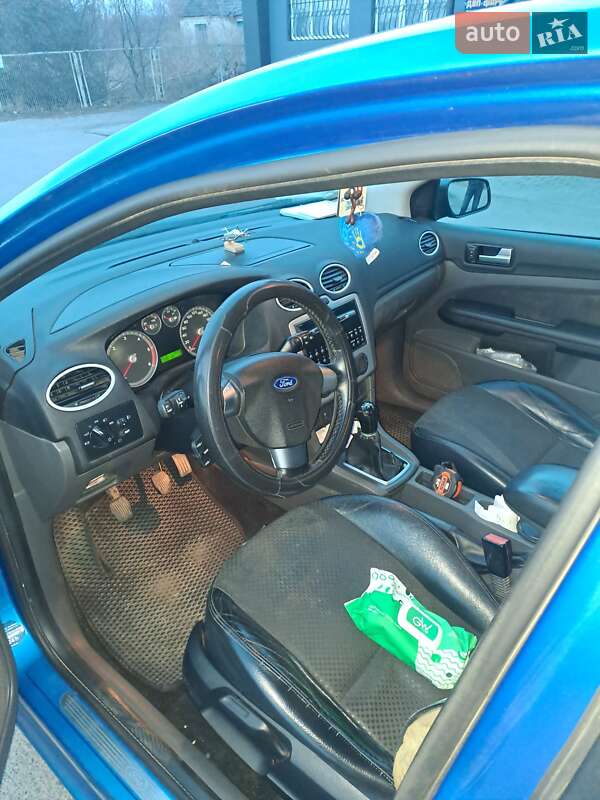 Хетчбек Ford Focus 2004 в Луцьку