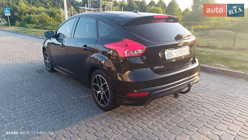 Хэтчбек Ford Focus 2015 в Львове