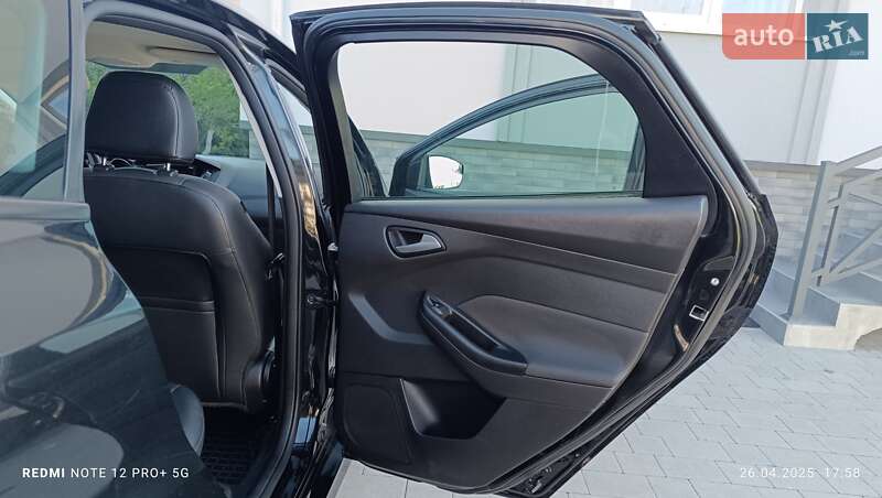 Хэтчбек Ford Focus 2015 в Львове