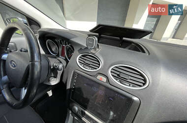 Универсал Ford Focus 2010 в 