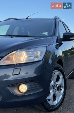 Универсал Ford Focus 2010 в 