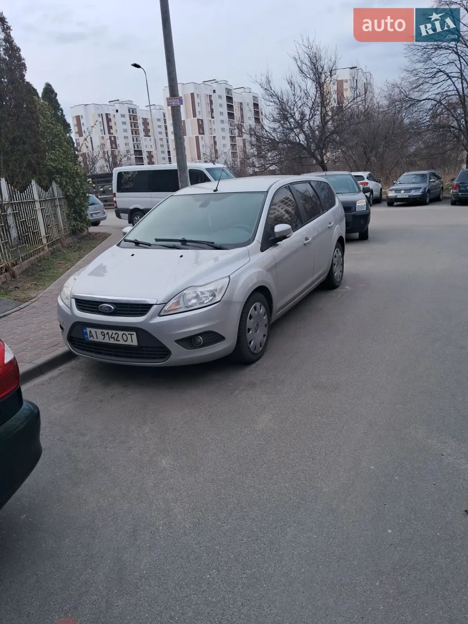 2010 Ford Focus - мініатюра 20