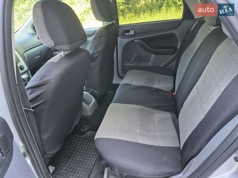 Хэтчбек Ford Focus 2010 в Львове