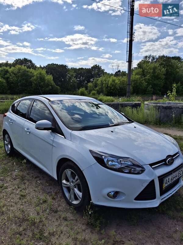 Хэтчбек Ford Focus 2013 в Чернигове