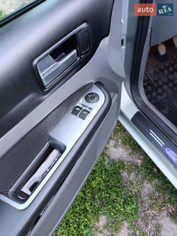 Универсал Ford Focus 2010 в Обухове