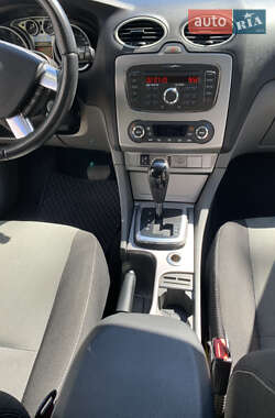 Универсал Ford Focus 2010 в 