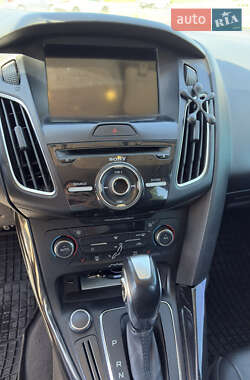 Хэтчбек Ford Focus 2016 в 