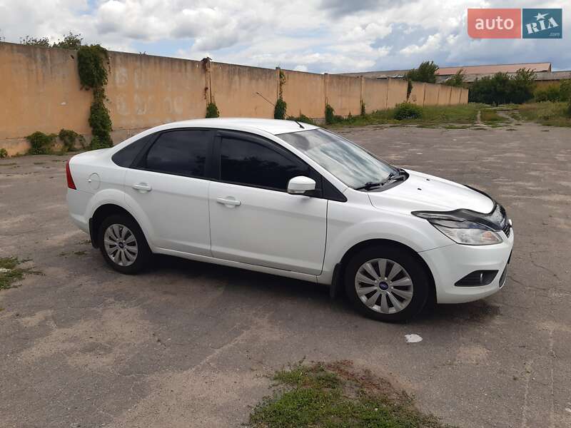 Седан Ford Focus 2010 в Лубнах фото 11 Седан Ford Focus 2010 в Лубнах