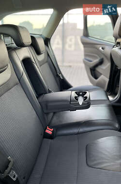 Универсал Ford Focus 2011 в 