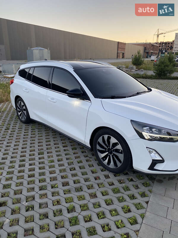 Универсал Ford Focus 2020 в Хмельницком