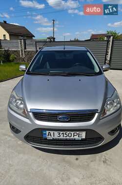 Седан Ford Focus 2010 в 