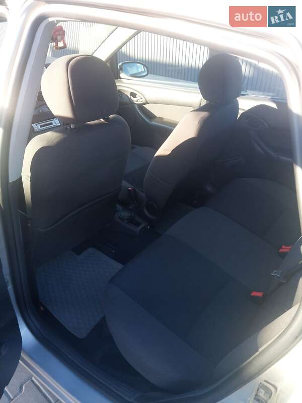 Седан Ford Focus 2002 в Летичіві фото Седан Ford Focus 2002 в Летичіві